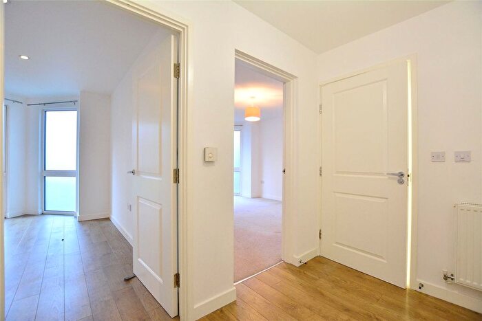 1 Bedroom Flat To Rent In William Court, Greenwich High Road, Greenwich, London, SE10