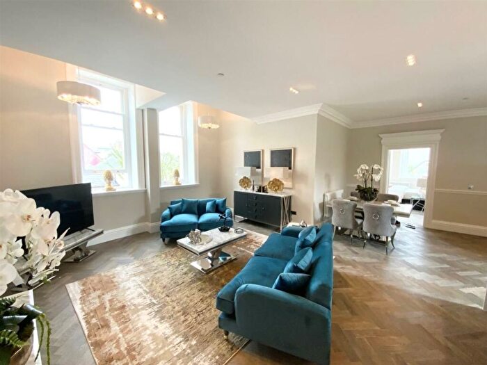 3 Bedroom Flat To Rent In Mount Stuart House, Mount Stuart Square, Cardiff Bay, CF10
