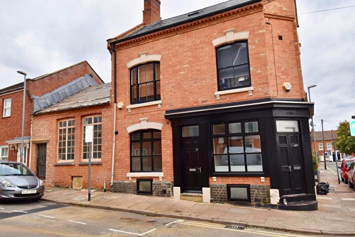 2 Bedroom Duplex To Rent In Pytchley Street, Northampton, NN1