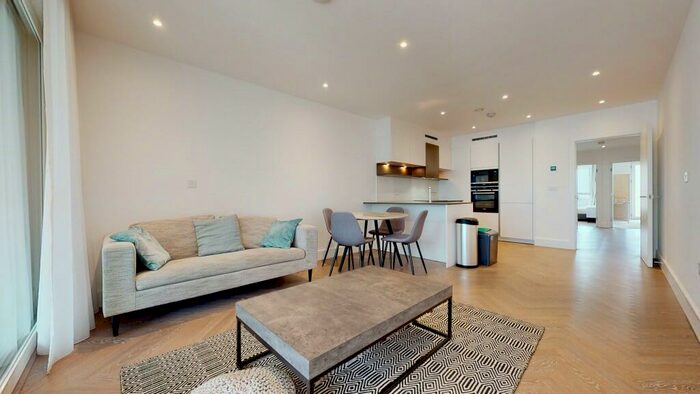 2 Bedroom Flat To Rent In Pearl House. Market Road, London, N7
