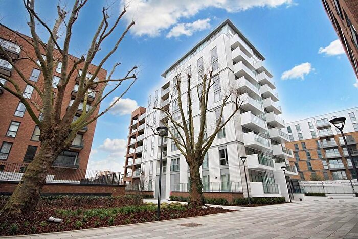 1 Bedroom Flat To Rent In Lucienne Court, New Festival Quarter, Lindfield Street, Poplar, E14