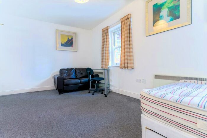 Studio To Rent In Westmorland Road, City Centre, NE1