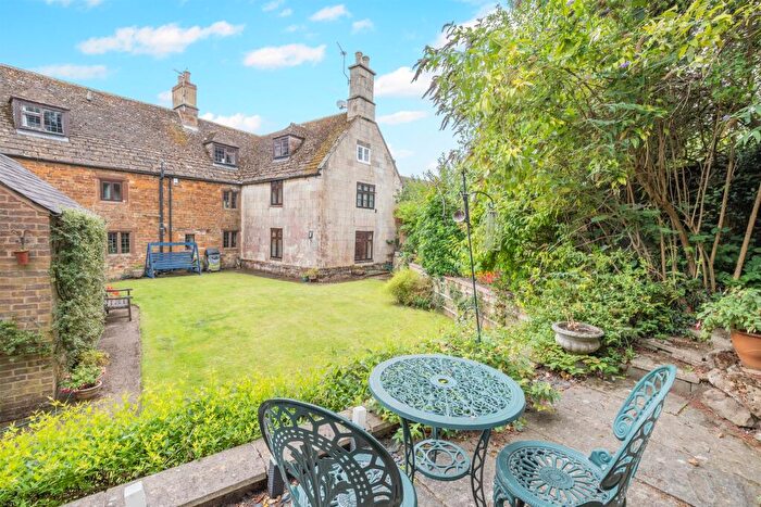 8 Bedroom End Of Terrace House For Sale In Chapel Street, Belton In Rutland, Oakham, LE15