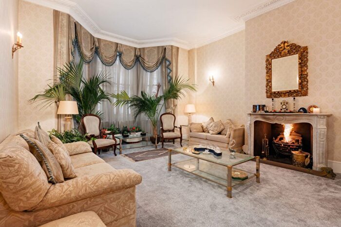 4 Bedroom Flat For Sale In Manson Place, London, SW7