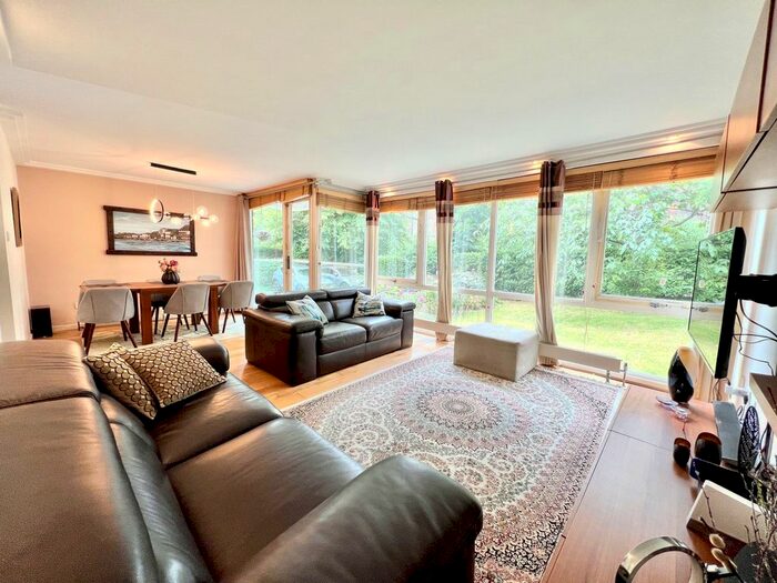 2 Bedroom Flat To Rent In Imperial Towers, Netherhall Gardens, Belsize Park, NW3