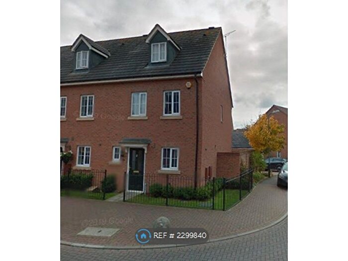 3 Bedroom End Of Terrace House To Rent In Berrybanks, Rugby, CV22