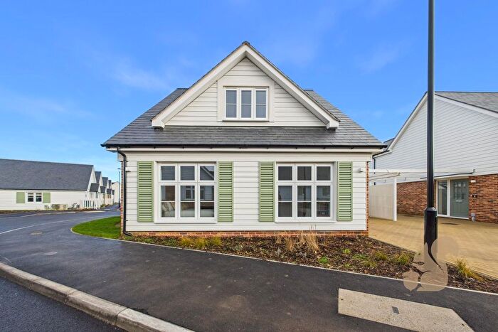 3 Bedroom Detached Bungalow For Sale In Salt Meadows, Tollesbury, CM9