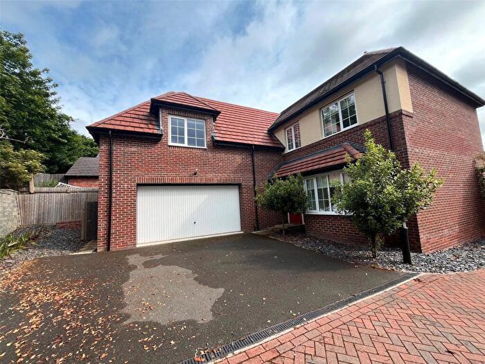 5 Bedroom Detached House For Sale In Forget Me Not Way, Daventry, Northamptonshire, NN11