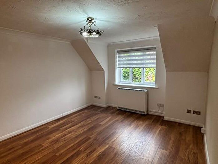 1 Bedroom Flat To Rent In Timbers Court, Hailsham, BN27