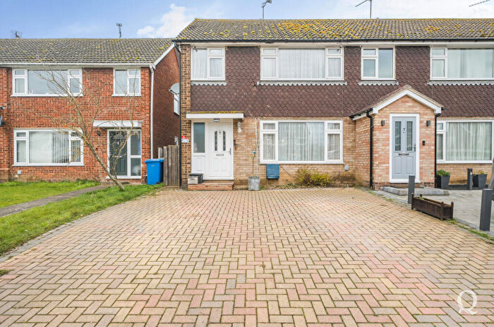 3 Bedroom End Of Terrace House For Sale In Burntwick Drive, Lower Halstow, Sittingbourne, Kent, ME9