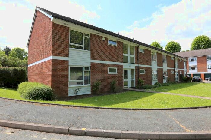 1 Bedroom Flat To Rent In Faro Close, Bromley, BR1