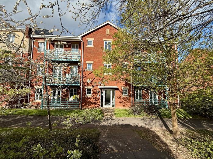 2 Bedroom Apartment For Sale In Russell Walk, Exeter, EX2