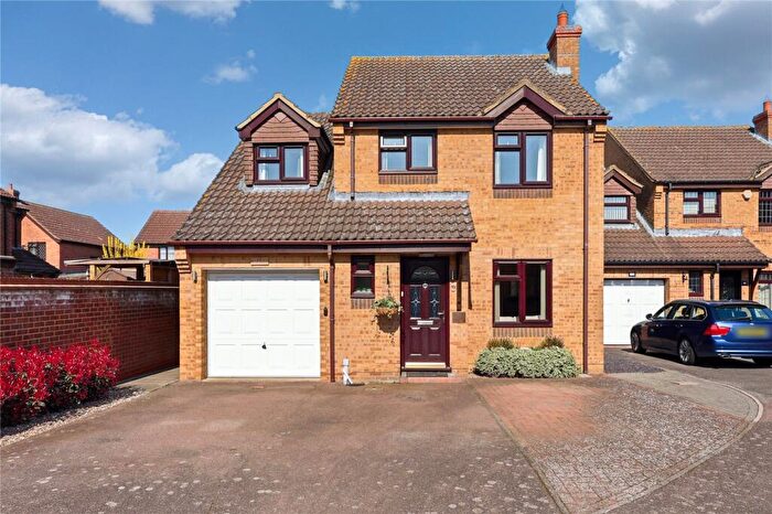 3 Bedroom Detached House For Sale In Harrier Way, Kempston, Bedford, Bedfordshire, MK42