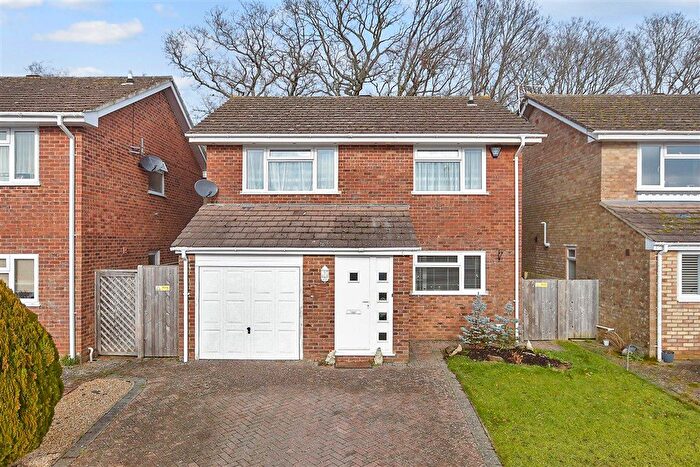 4 Bedroom Detached House For Sale In Barnside Avenue, Burgess Hill, West Sussex, RH15
