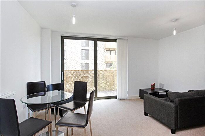 1 Bedroom Flat For Sale In Nelson Walk, Bromley By Bow, E3