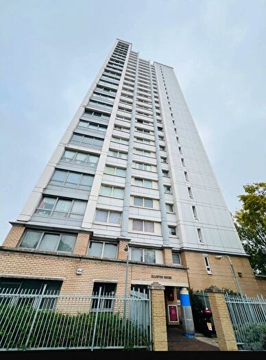 2 Bedroom Flat To Rent In Elliston House, Wellington Street, London, SE18