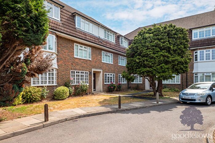 2 Bedroom Flat To Rent In London Road, Cheam, Sutton, SM3