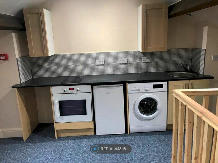 Studio To Rent In Friarwood Lane, Pontefract, WF8