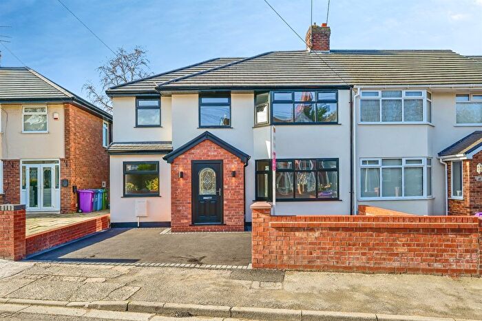 4 Bedroom Semi Detached House For Sale In Well Lane, Liverpool, L16