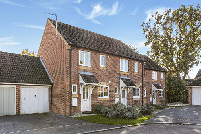 2 Bedroom Semi Detached House For Sale In Bishops Orchard, East Hagbourne, OX11