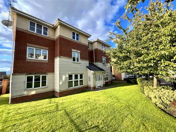 2 Bedroom Flat To Rent In Middlepeak Way, Handsworth, Sheffield, S13