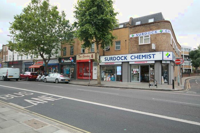 2 Bedroom Flat To Rent In Lower Road, London, SE16