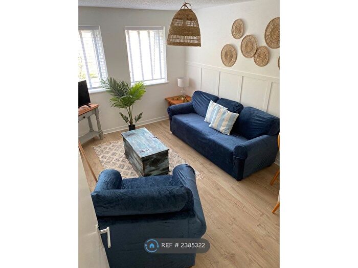 2 Bedroom Flat To Rent In Ferrara Square, Maritime Quarter, Swansea, SA1