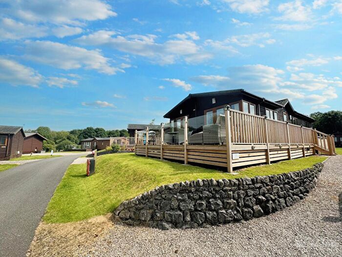 3 Bedroom Lodge For Sale In Private Sale - Gressingham South Lakeland Leisure Village, Carnforth, LA6