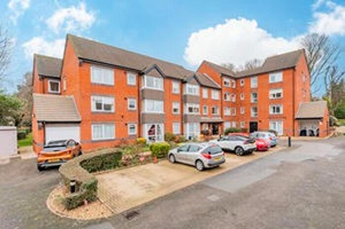 1 Bedroom Flat For Sale In Leicester Road, Market Harborough, LE16