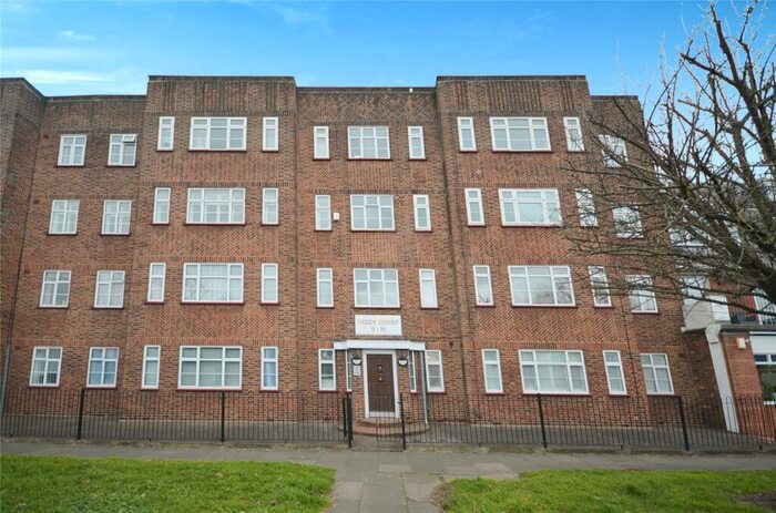 3 Bedroom Apartment To Rent In Geddy Court, Hare Hall Lane, Gidea Park, Essex, RM2