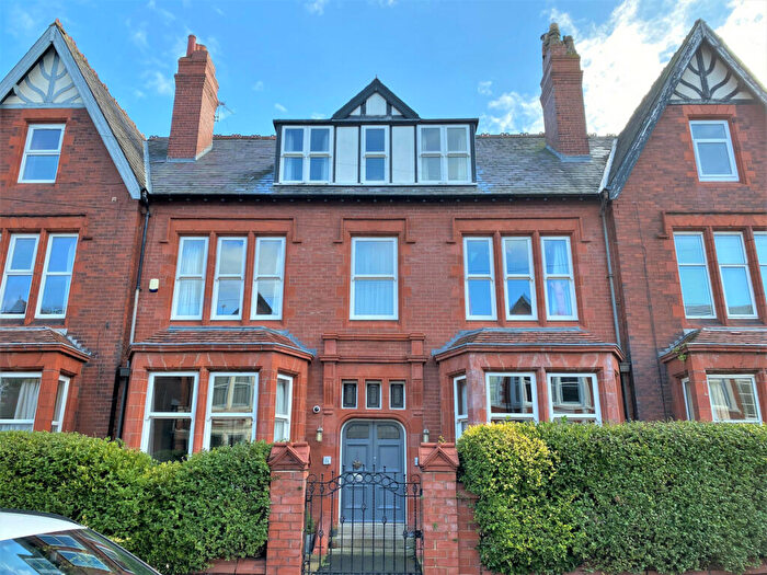6 Bedroom Town House For Sale In Agnew Street, Lytham St. Annes, FY8