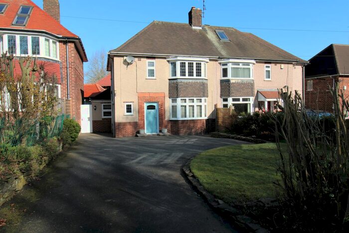 3 Bedroom Semi-Detached House To Rent In Whitecotes Lane, Walton, Chesterfield, S40