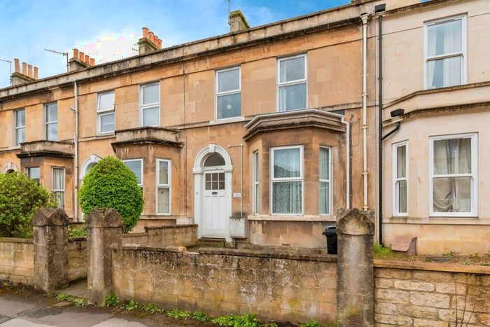 1 Bedroom Apartment To Rent In Lower Bristol Road, Bath, BA2