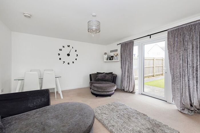 3 Bedroom Terraced House For Sale In Kirklands Park Street, Kirkliston, EH29