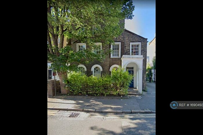 1 Bedroom Flat To Rent In Dalston Lane, London, E8