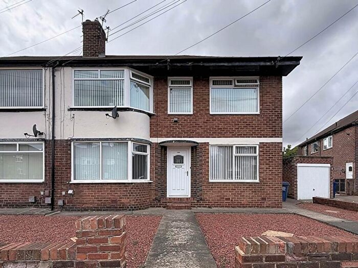 2 Bedroom Flat To Rent In Great North Road, Grange Park, NE3