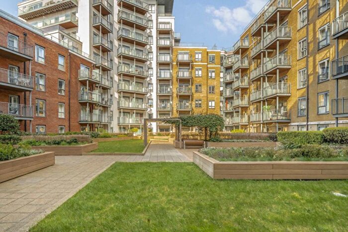 2 Bedroom Flat For Sale In Caversham Road, London, NW9