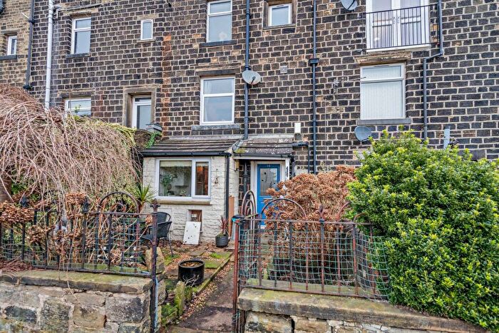 1 Bedroom Terraced House For Sale In Haigh Street, Greetland, Halifax, HX4