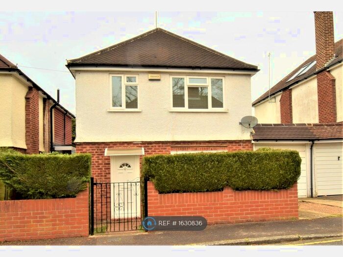 3 Bedroom Detached House To Rent In Lambarde Drive, Sevenoaks, TN13