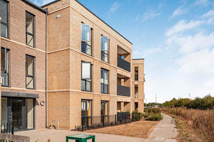 2 Bedroom Apartment For Sale In Osprey Drive, Trumpington, Cambridge, Cambridgeshire, CB2