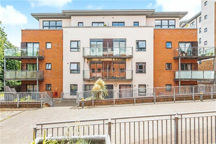 1 Bedroom Apartment For Sale In Hither Green Lane, London, SE13