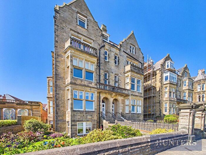 2 Bedroom Flat For Sale In Esplanade, Scarborough, YO11