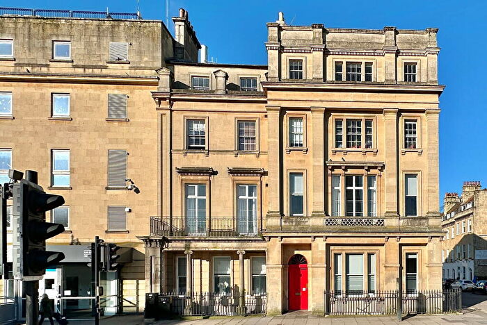 2 Bedroom Flat For Sale In Manvers Street, Bath, BA1