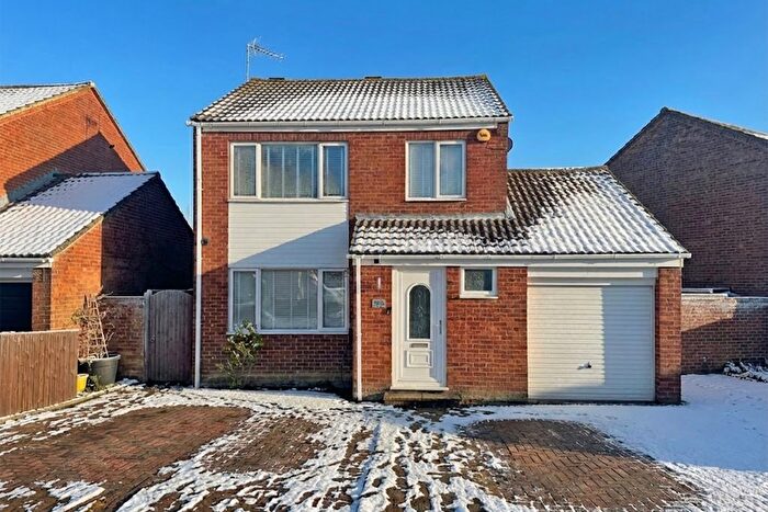 3 Bedroom Detached House For Sale In George Road, Stokenchurch, HP14