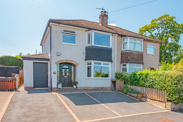4 Bedroom Semi-Detached House For Sale In Halsteads Way, Steeton, BD20