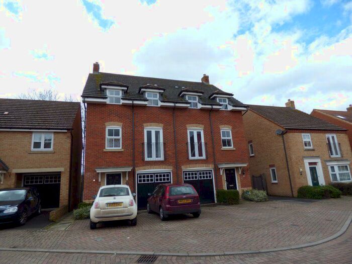 3 Bedroom House To Rent In Wainwright Mews, Wroughton, SN4