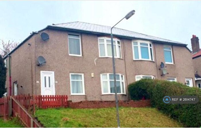 3 Bedroom Flat To Rent In Kingsbridge Crescent, Glasgow, G44