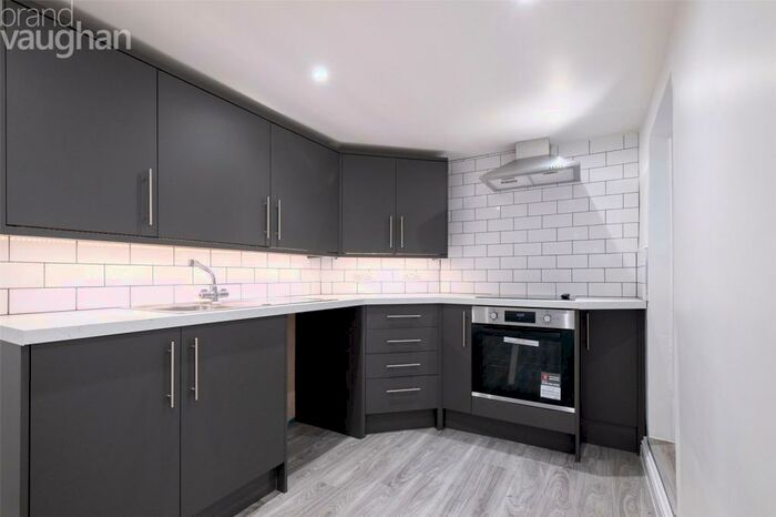 1 Bedroom Apartment To Rent In Margaret Street, Brighton, East Sussex, BN2