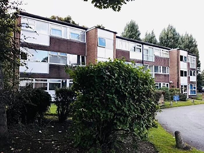 2 Bedroom Apartment To Rent In Nash Square, Birmingham, B42