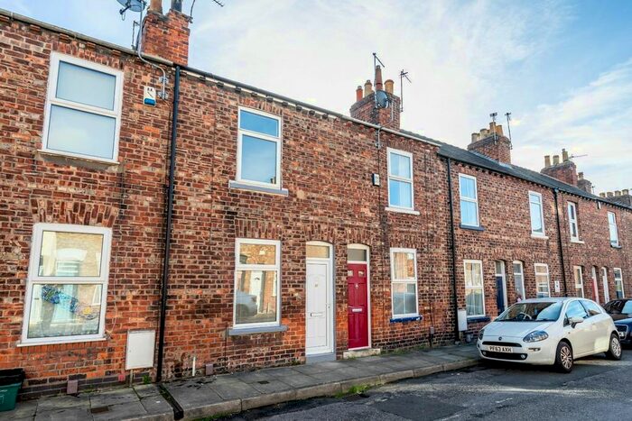 2 Bedroom Terraced House To Rent In Nelson Street, York, YO31
